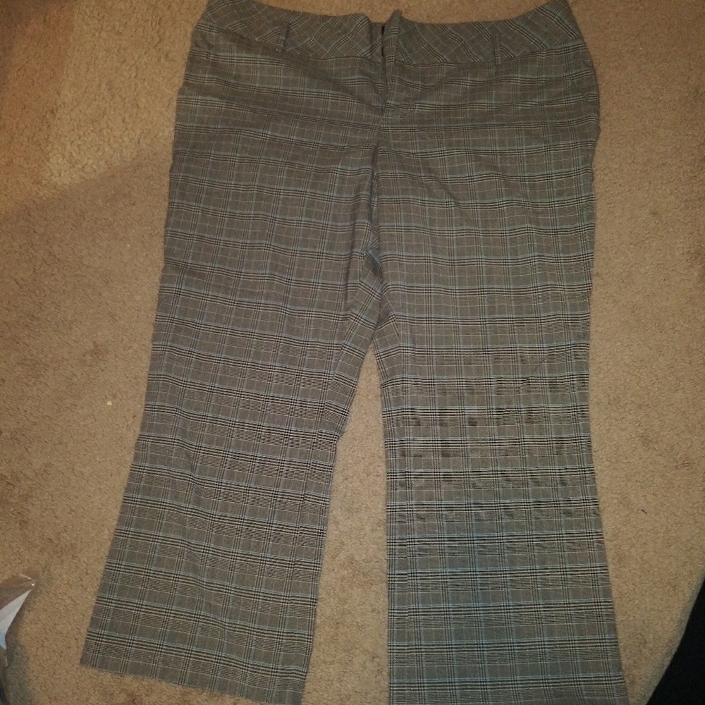 Plaid capris